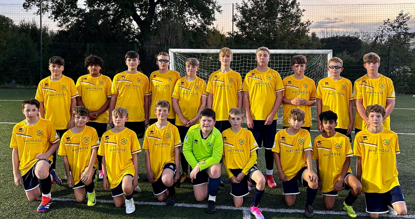 Team Photo Header - Pumas 26